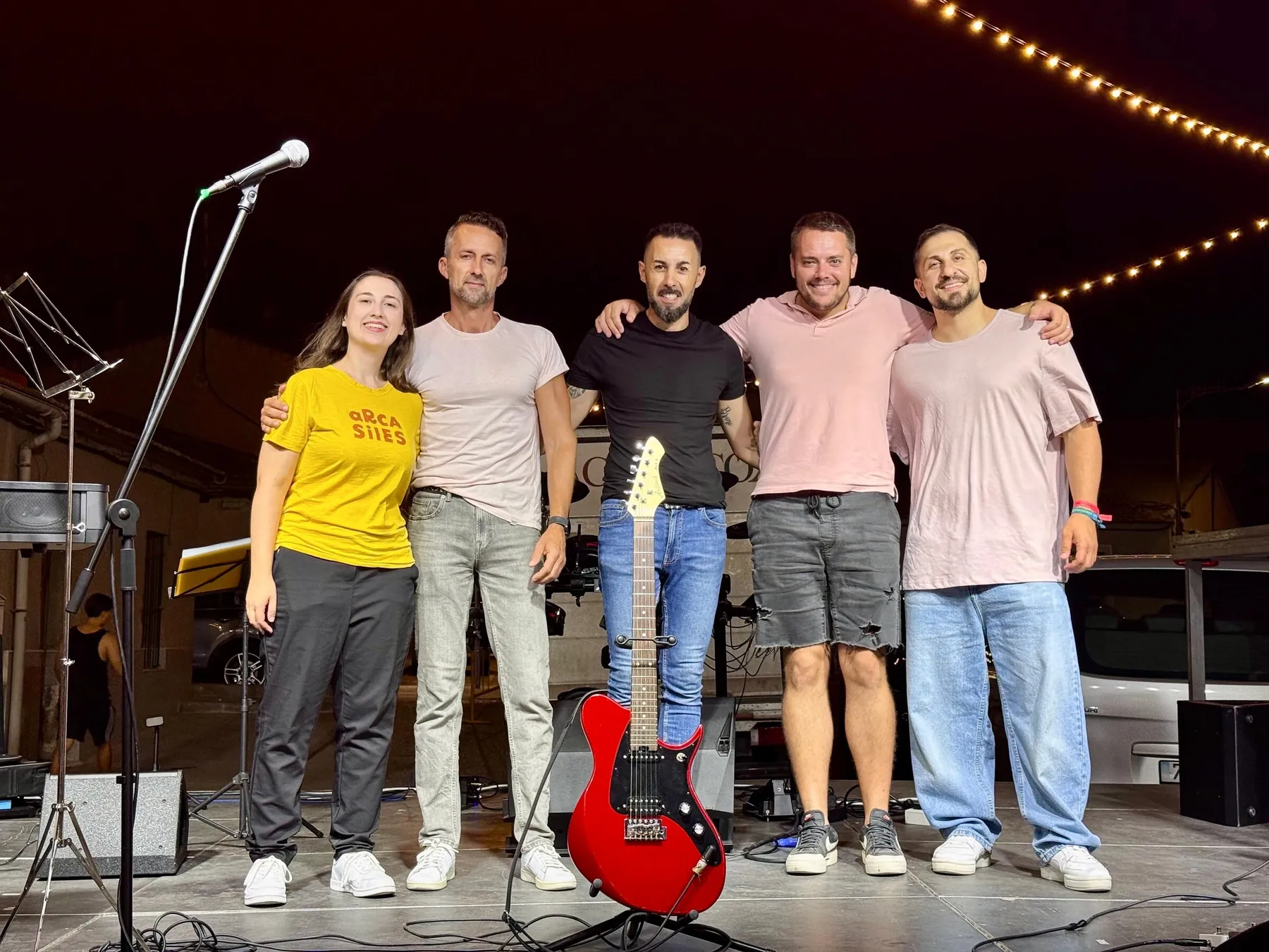 Vega Soul Band reunida en una sesión fotográfica